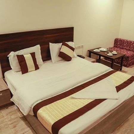 Basoya Farm 2Bhk Villla With Pool - 10 Min Away From Chattarpur Faridabad Luaran gambar