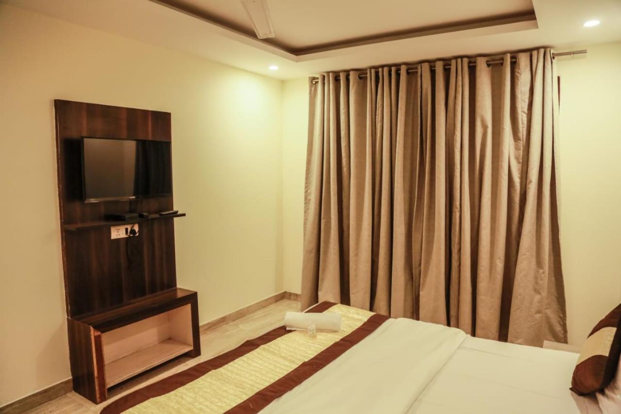Basoya Farm 2Bhk Villla With Pool - 10 Min Away From Chattarpur Faridabad Luaran gambar